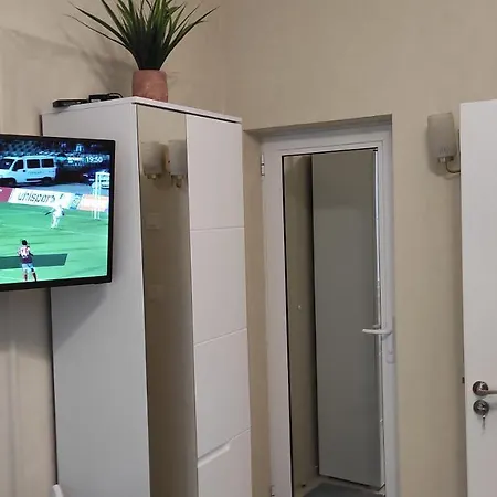 Central-sheynovo בית אירוח *